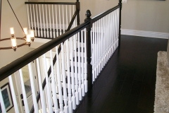 Acorn-Top-Post-And-Turned-Balusters