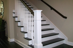 Tapered-Balusters-And-Box-Newel